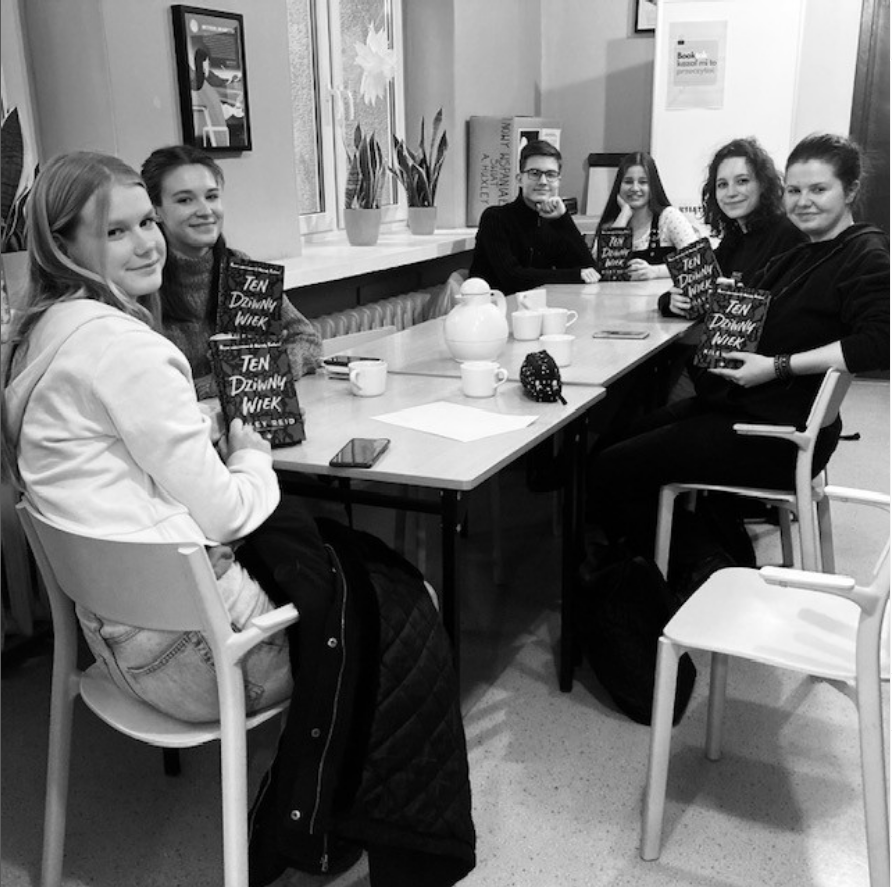 Screenshot 2023 06 02 at 11 13 19 Biblioteka ZSO nr 4 w Poznaniu bibliobooks4 Instagram